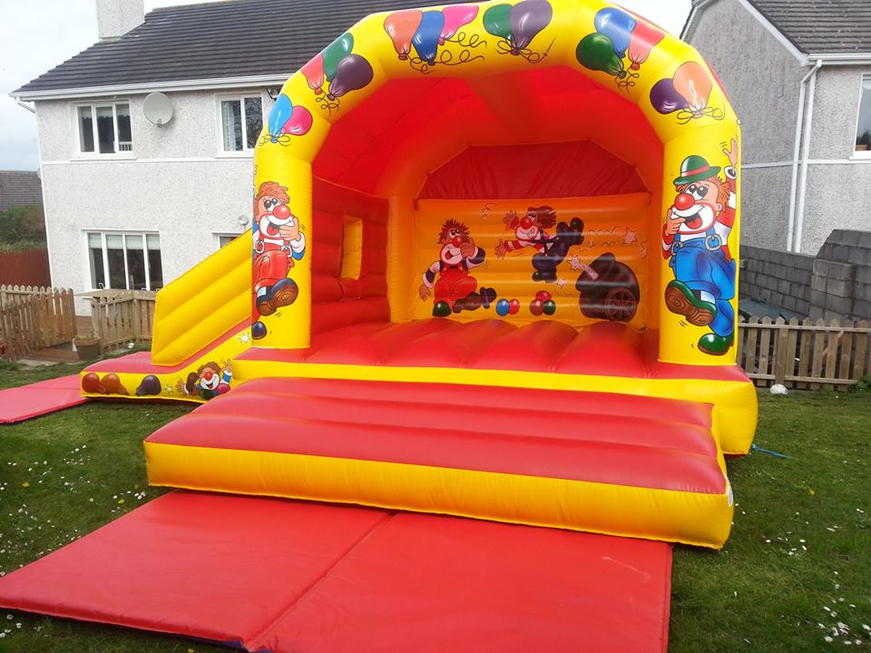 Bouncy Castles with Slides